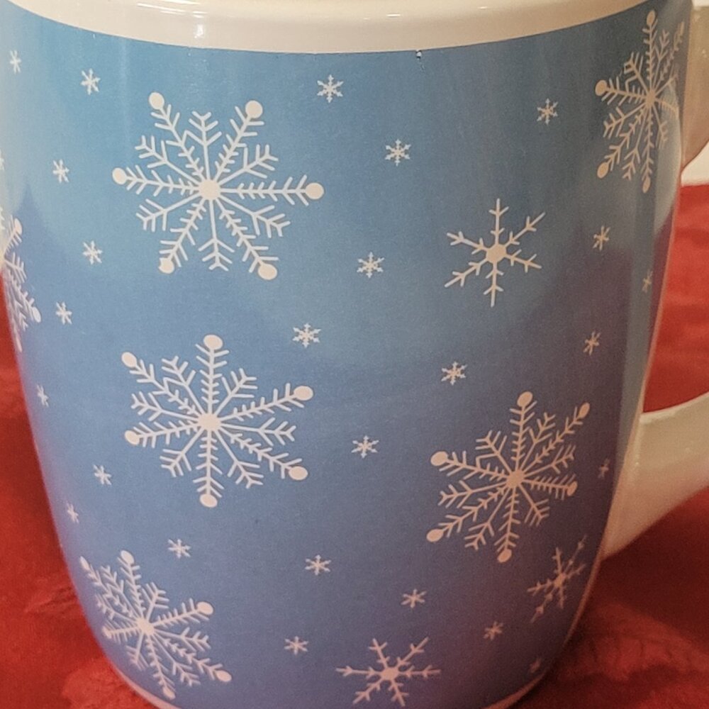 COFFEE MUG Extra Large** 24 Ounce** Snow Flakes** Mug
